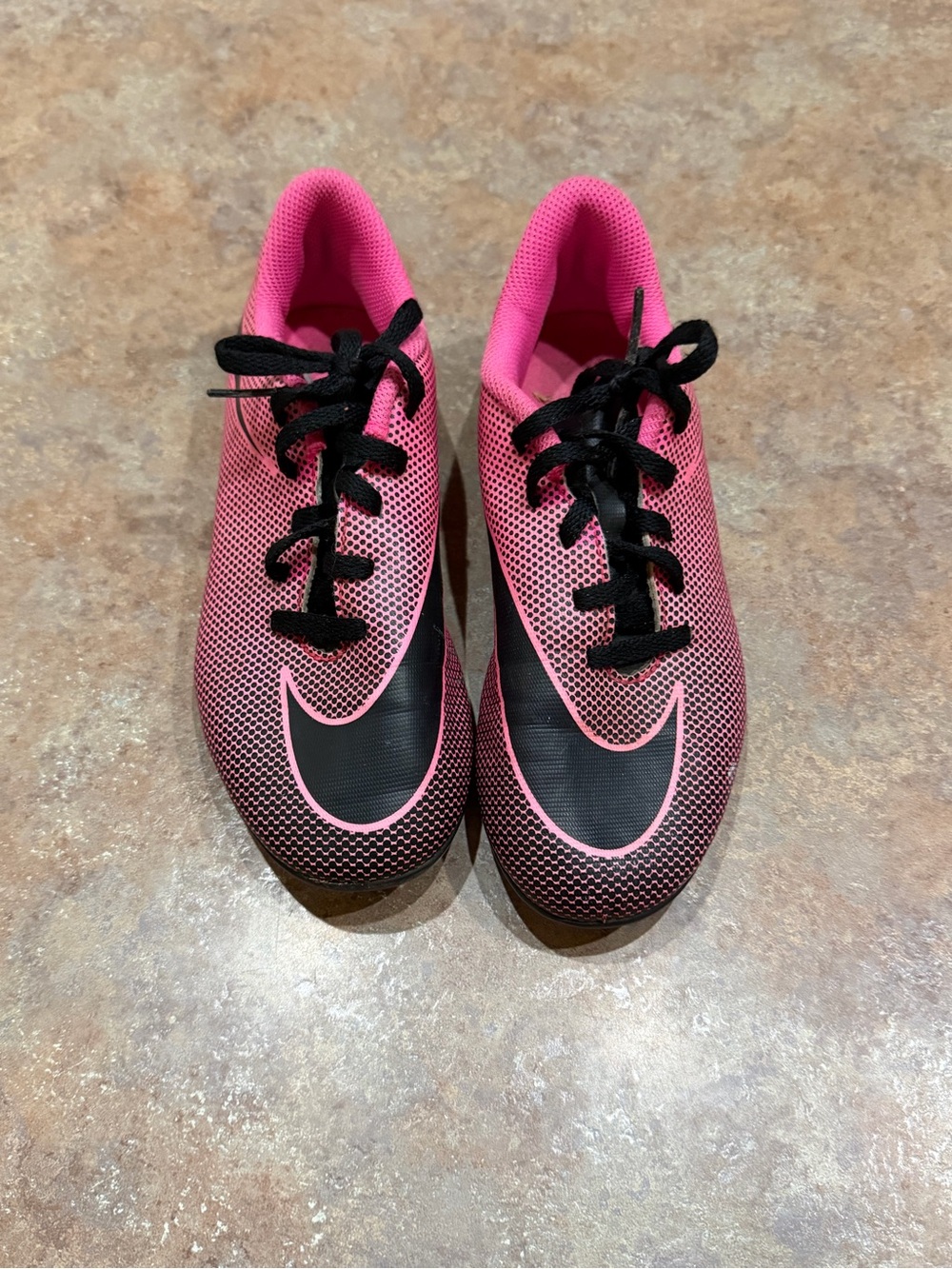 Girls Nike Cleats. Size 3y